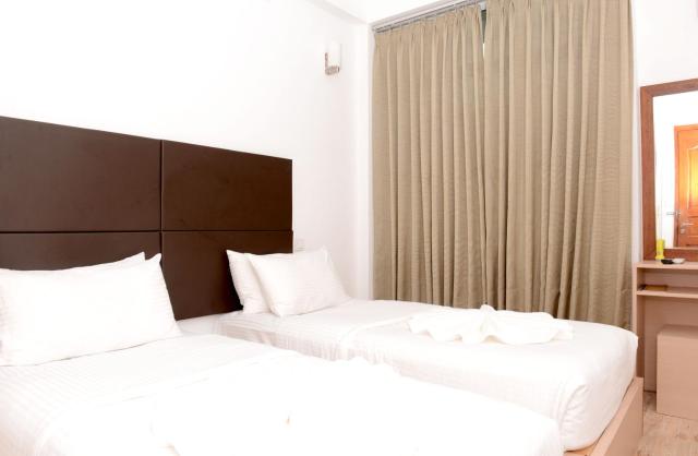 Express Inn — photo 19