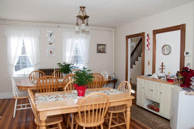 Candlebay Inn — photo 4