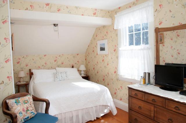 Candlebay Inn — photo 15