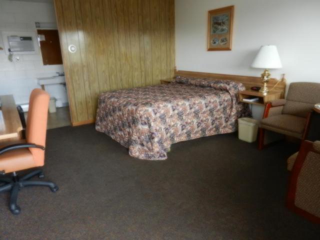 Roomers Motel — photo 18