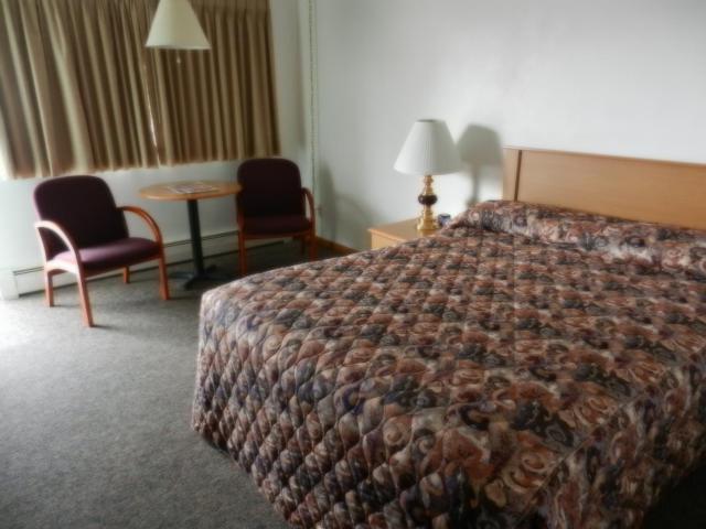 Roomers Motel — photo 19