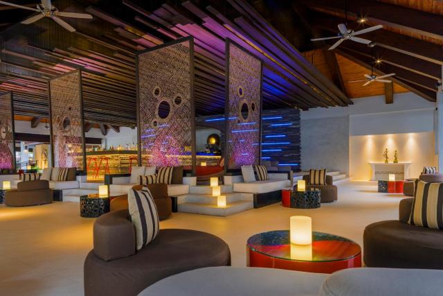 Niva Velassaru Maldives — photo 20