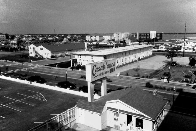 Casablanca Oceanside Inn — photo 24