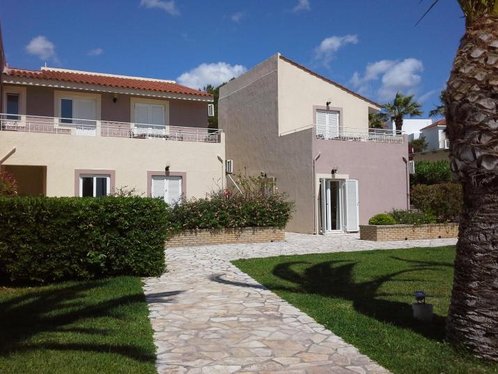 Marinos Apartments