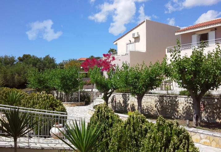 Marinos Apartments