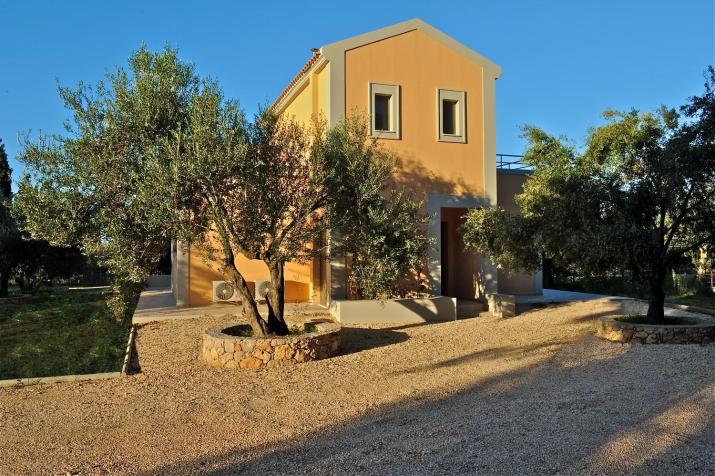 Elaia Villas
