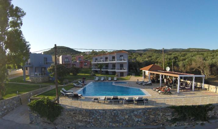 Blue Waves Luxury Suites by the Sea