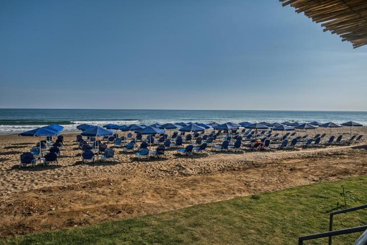 Happy Days Beach Hotel