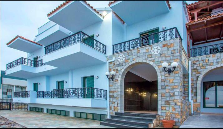 Diogenis Blue Palace