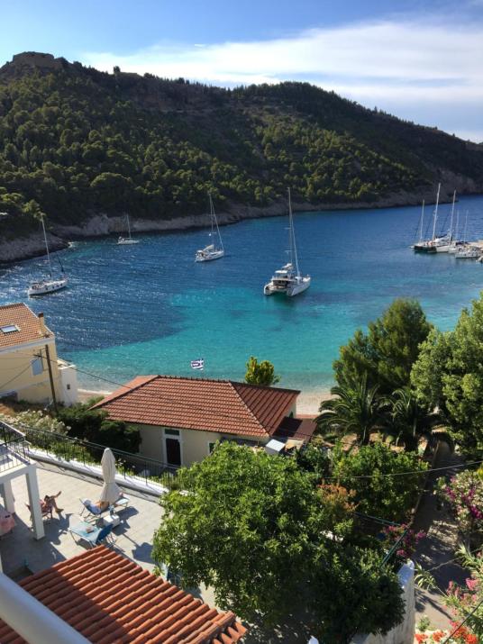 Vassilis Retreat