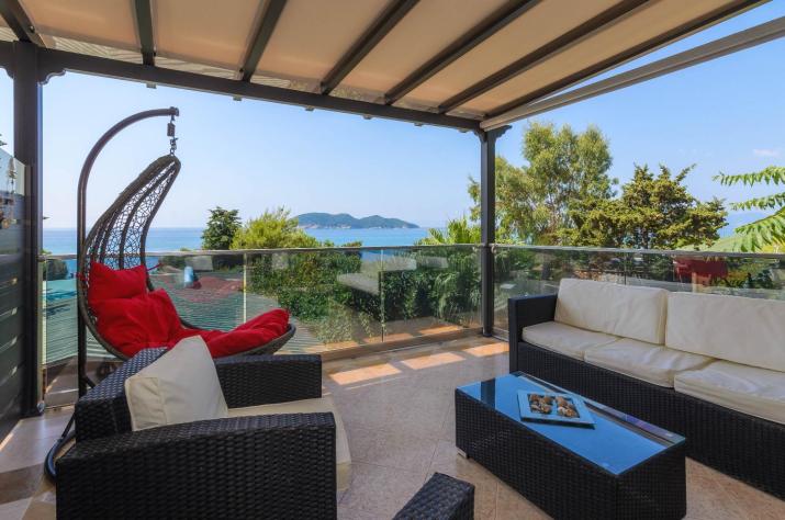 Tortuga Dafni Bay Villas Diver's Paradise by 