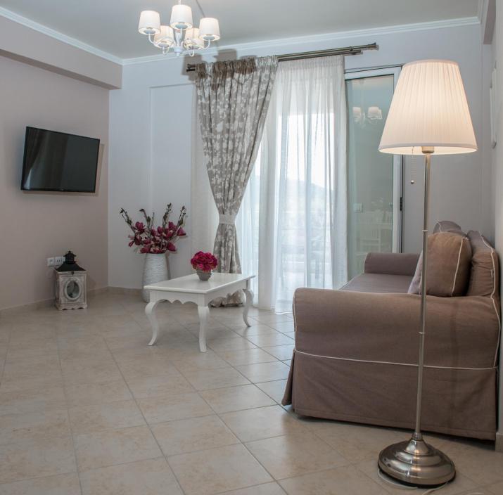 Elodia Apartments