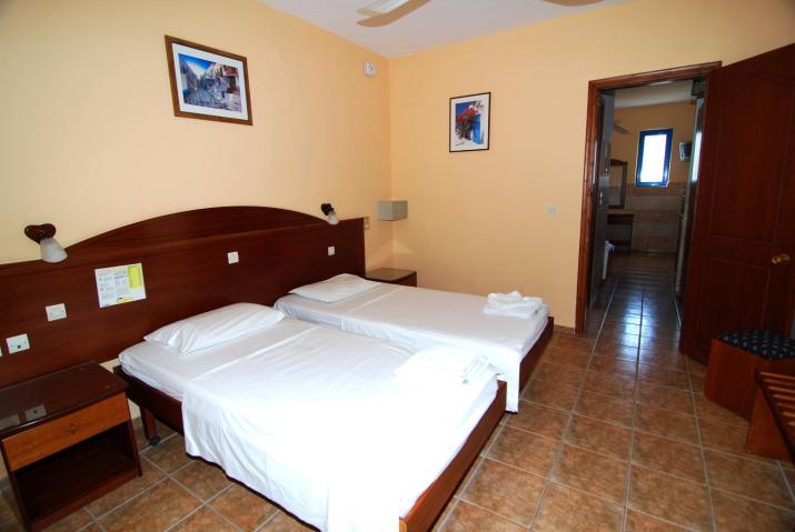 Chrysoula Hotel