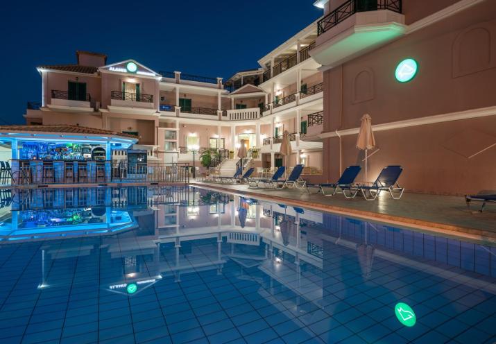 Alamis Hotel & Apartments
