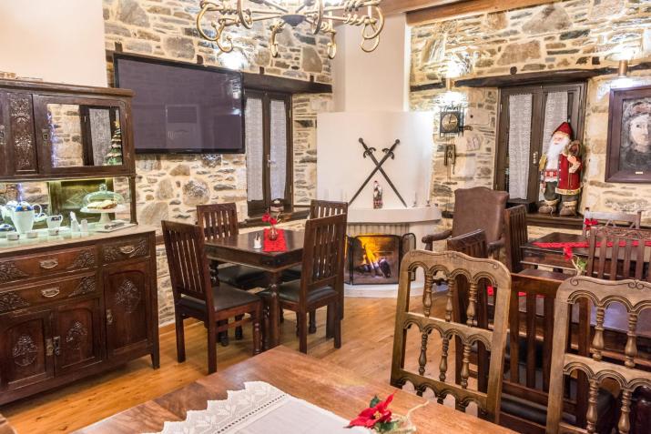 Iliopetra Suites