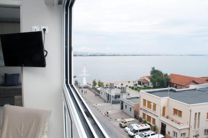 Waterfront Luxury Sea View Apartment
