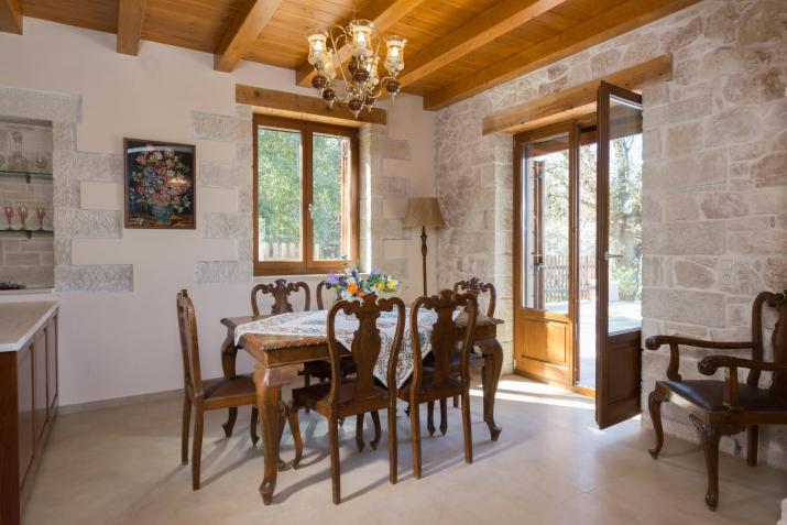 Vederi Estate