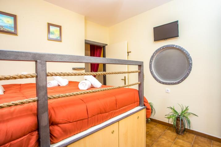 Takis Hotel Apartments