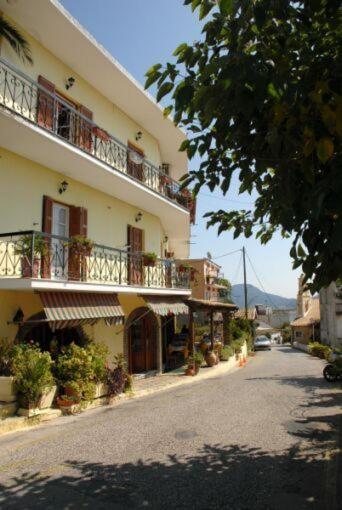 Pansion Alexandros