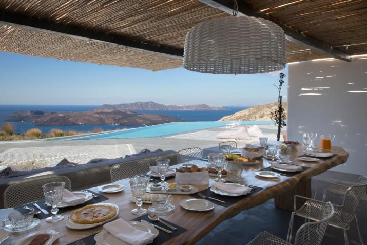 Erosantorini Estate