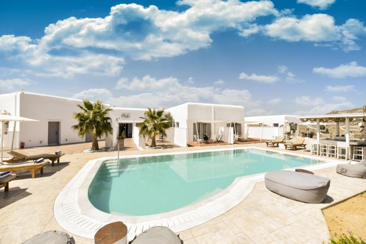 Queen Boutique Suites