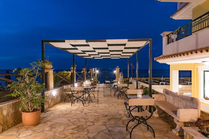 Andreolas Luxury Suites