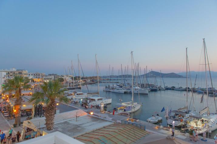 Naxos Riviera Suites