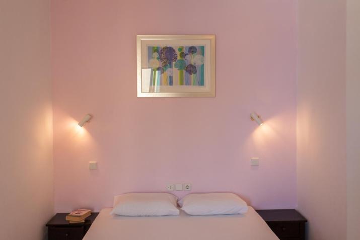 Akasti Hotel