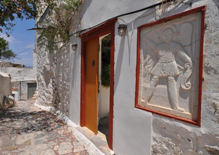 Rallou House Hydra