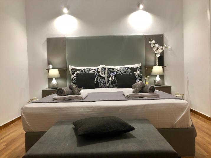 Athenaeum Acropolis Residence 1min to Museum