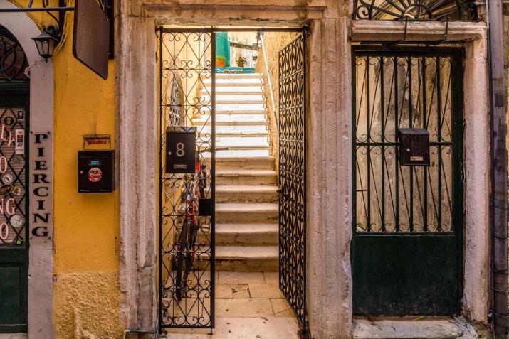 Kantouni Bizi Myranthis Apartment