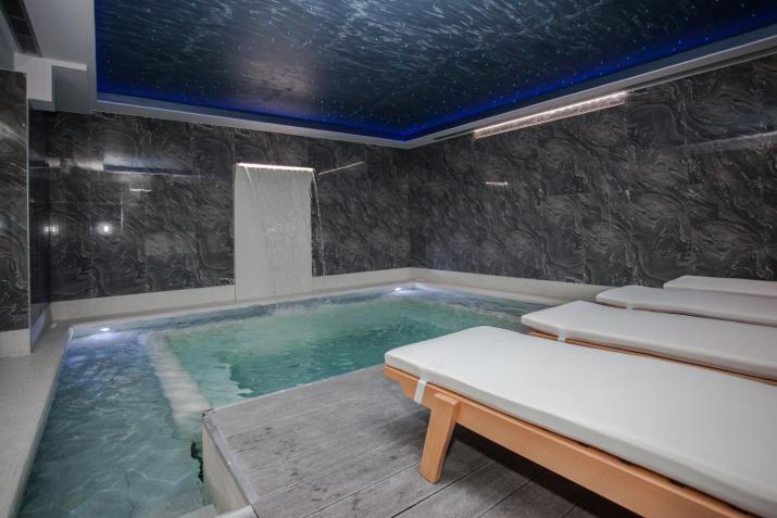 Melrose Rethymno by Mage Hotels