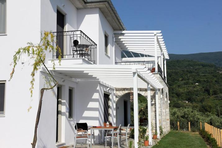 Moses Villa