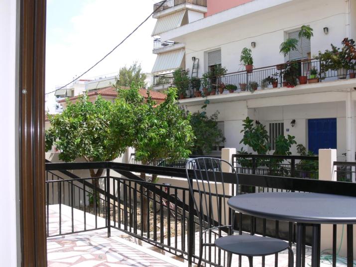 Eleni Apartments