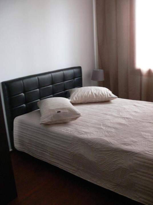 Eleni Apartments