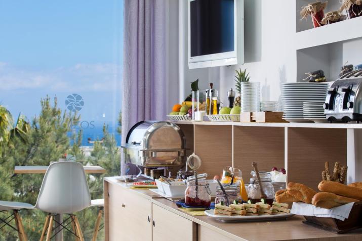 Loizos Stylish Residences