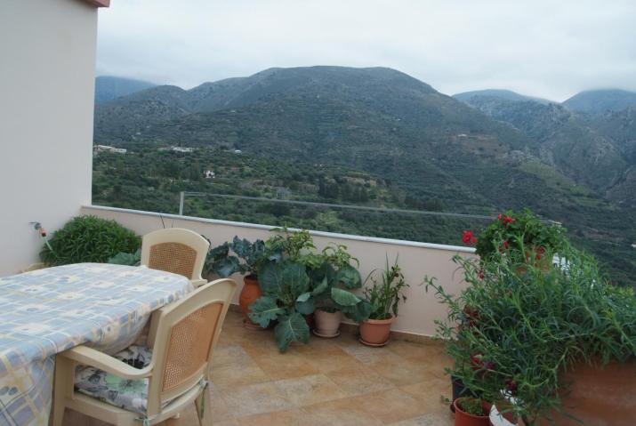 Tourloti Village House