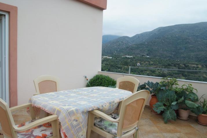 Tourloti Village House