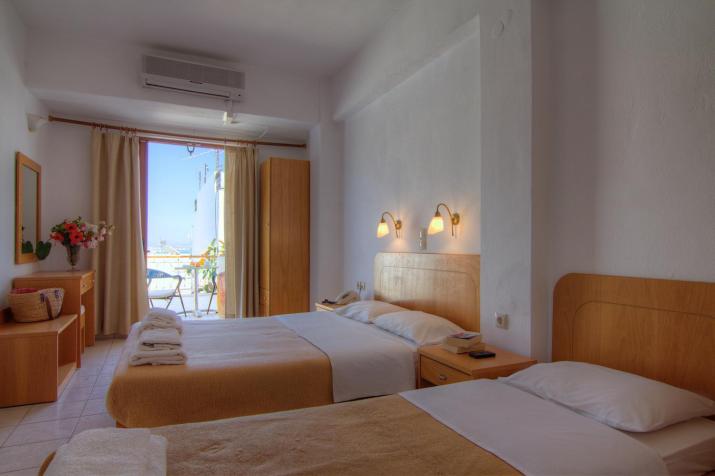 Adonis Hotel