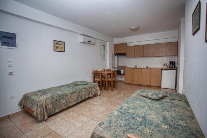 Ilian Beach & Apartments