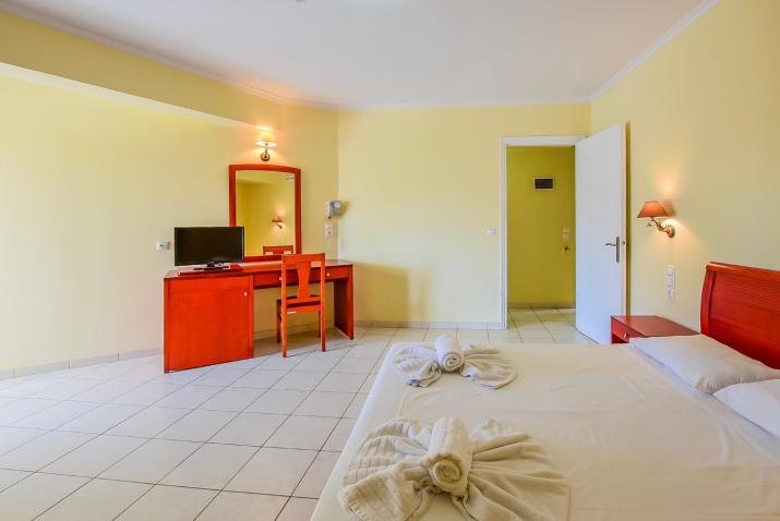 Timos Hotel