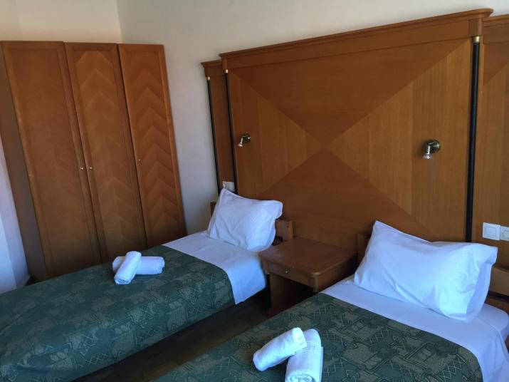 Diamond Beach Apts & Studios