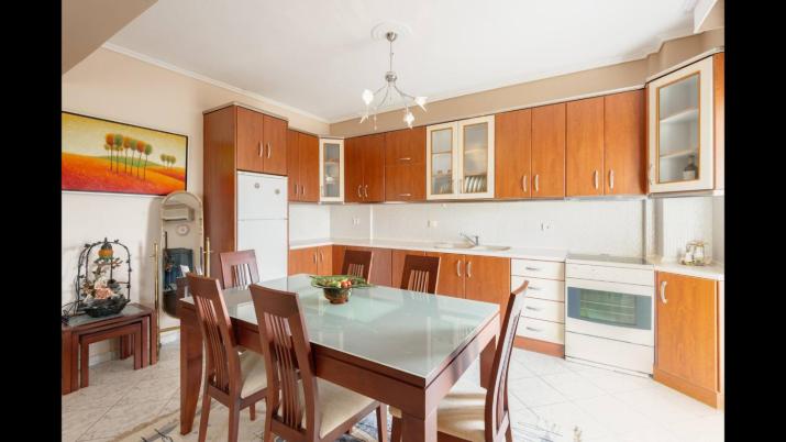 Third floor lux apartment with nice view