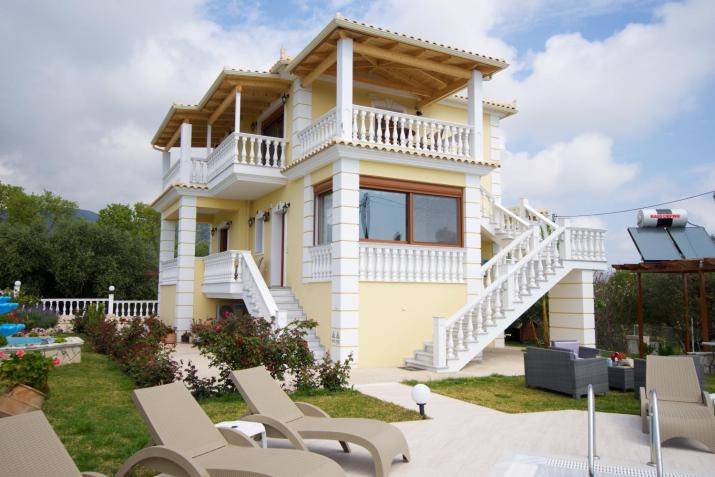 Villa Alonia