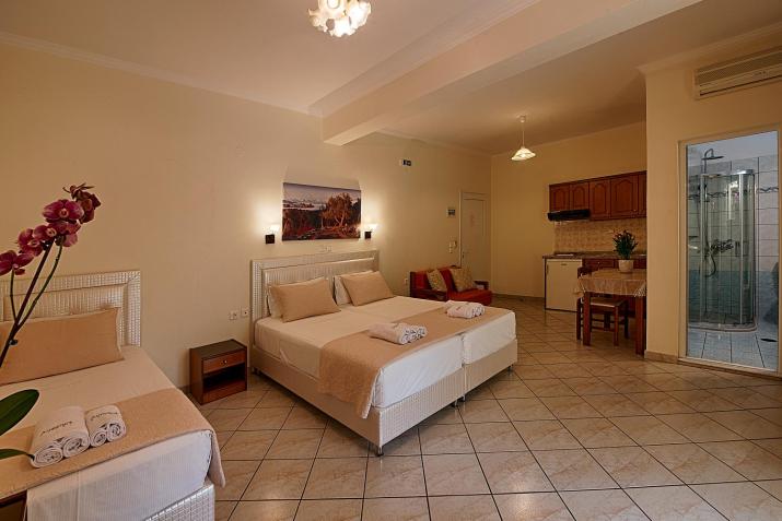 Angelica Hotel