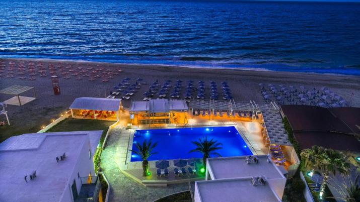 Adele Beach Hotel