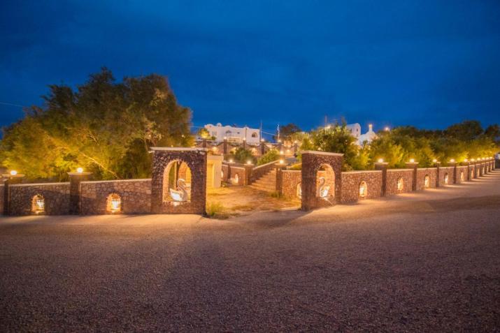 Starlight Luxury Seaside Villa & Suites