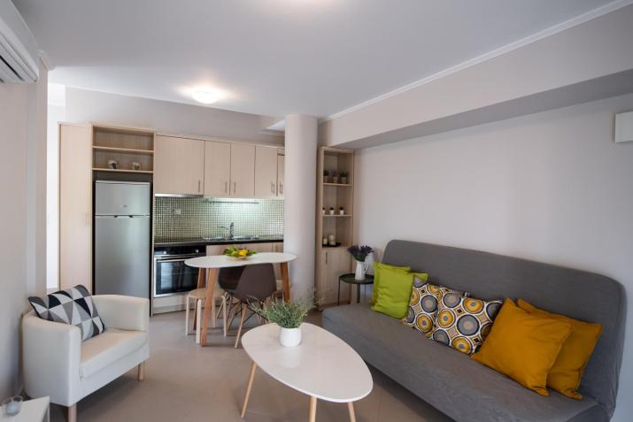 La Strada Apartment