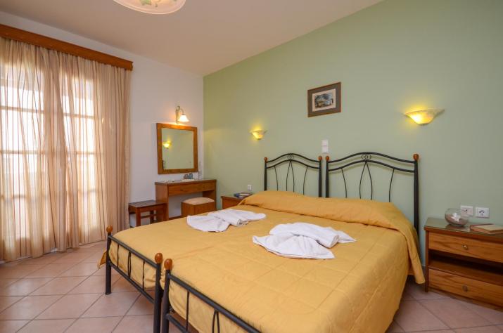 Antonia Studios