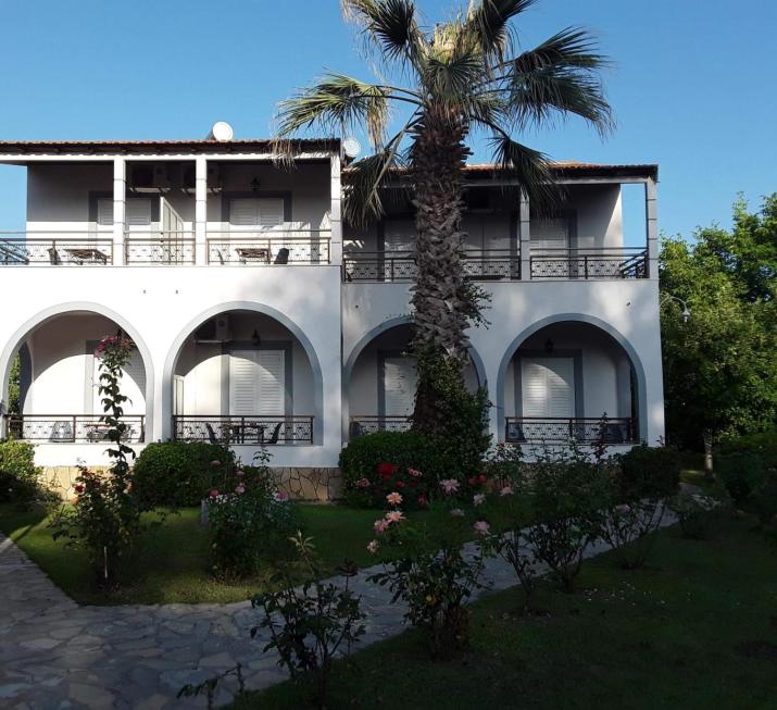 ARTEMIS Studios & Apartments Sidari